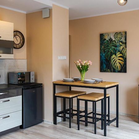 Apartamenty Sun & Snow Wczasowa W Sasiedztwie Lasu I Morza Ustka Luaran gambar