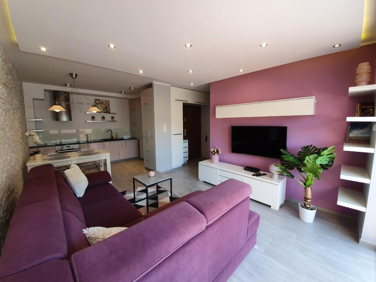 Apartamenty Sun & Snow Wczasowa W Sasiedztwie Lasu I Morza Ustka Luaran gambar