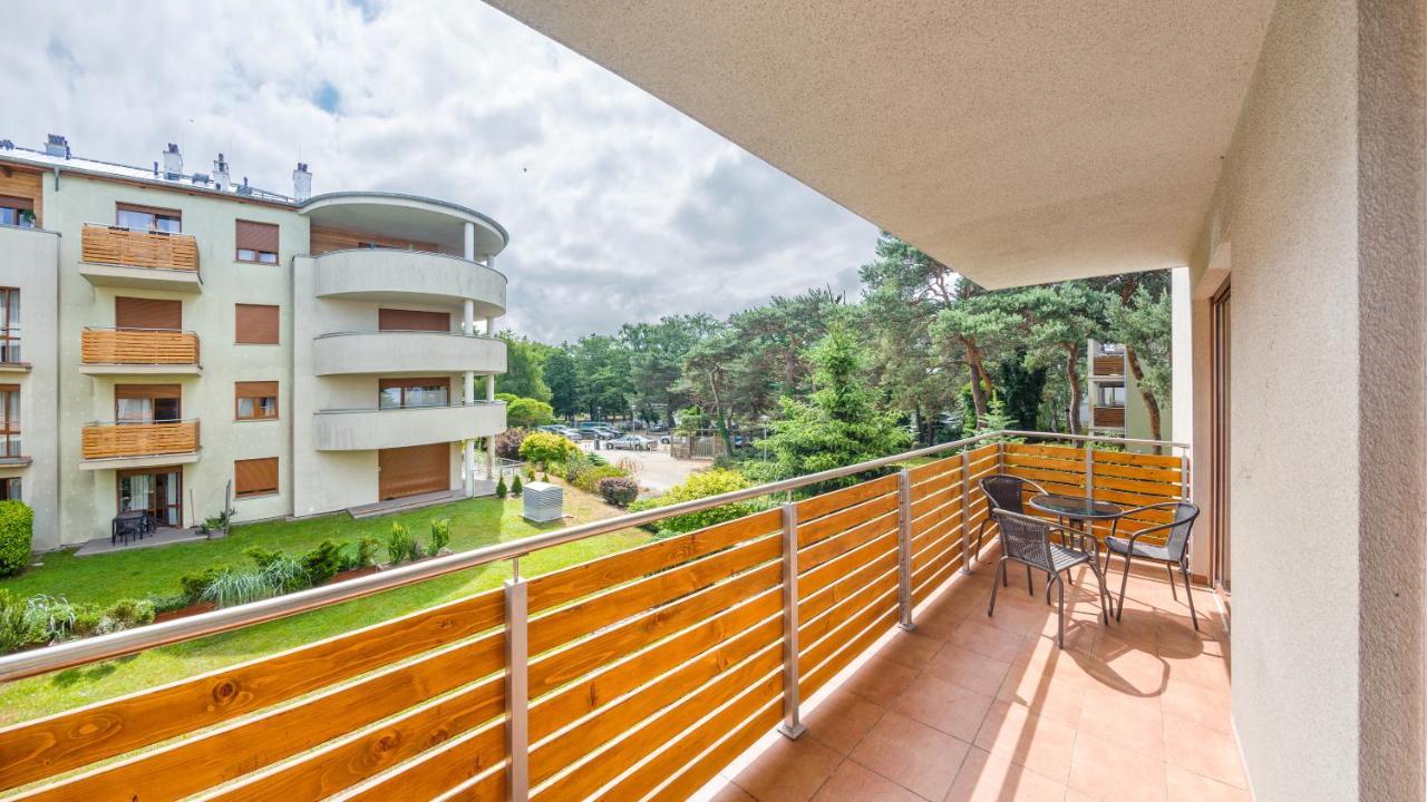 Apartamenty Sun & Snow Wczasowa W Sasiedztwie Lasu I Morza Ustka Luaran gambar