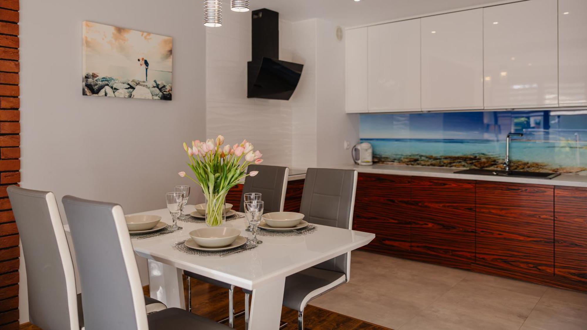 Apartamenty Sun & Snow Wczasowa W Sasiedztwie Lasu I Morza Ustka Luaran gambar